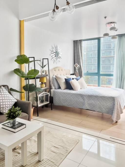 One Uptown Residences Bgc Taguig Esterno foto