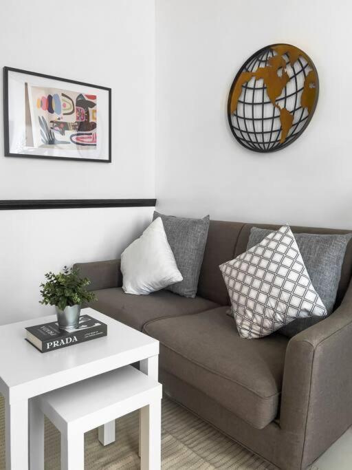 One Uptown Residences Bgc Taguig Esterno foto