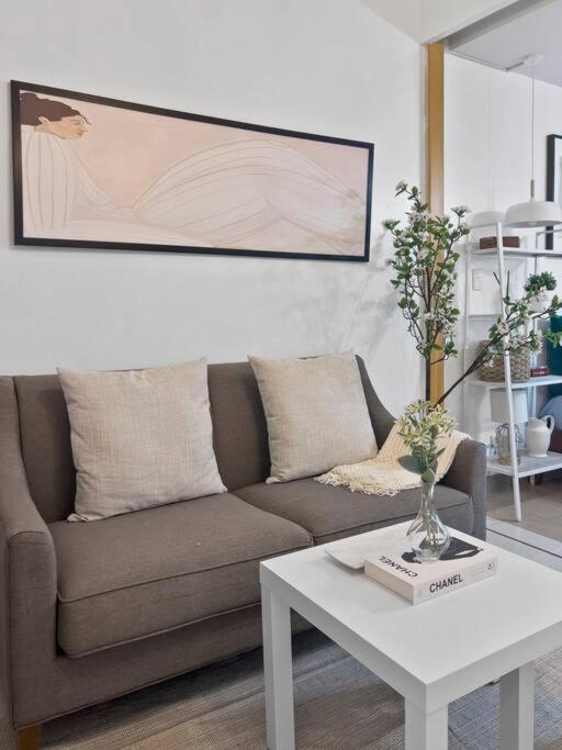 One Uptown Residences Bgc Taguig Esterno foto