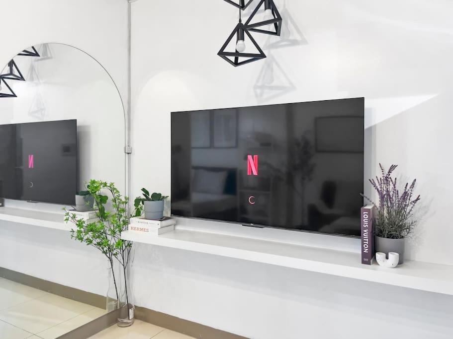 One Uptown Residences Bgc Taguig Esterno foto