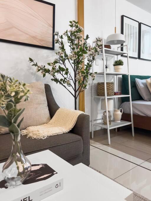 One Uptown Residences Bgc Taguig Esterno foto