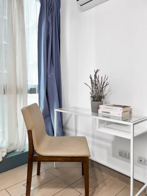 One Uptown Residences Bgc Taguig Esterno foto