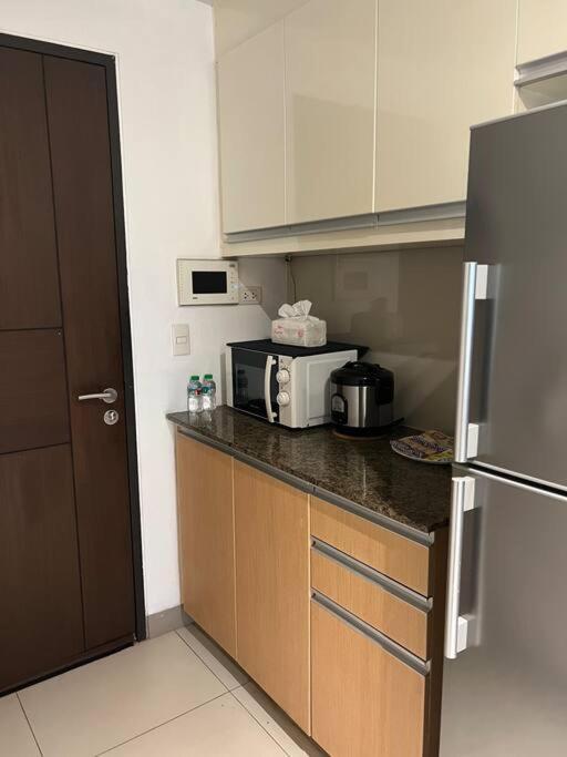 One Uptown Residences Bgc Taguig Esterno foto