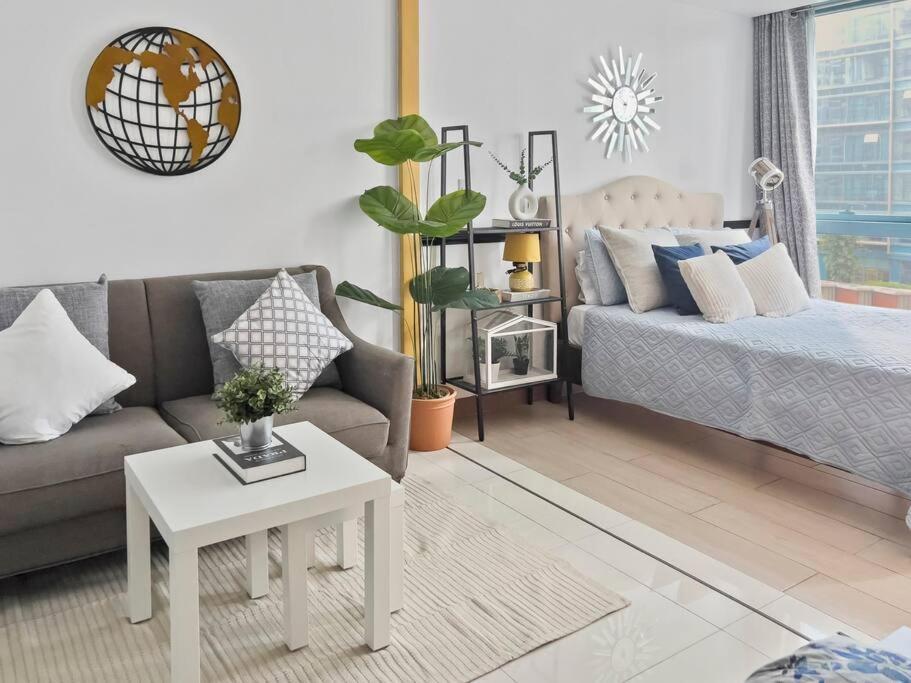 One Uptown Residences Bgc Taguig Esterno foto
