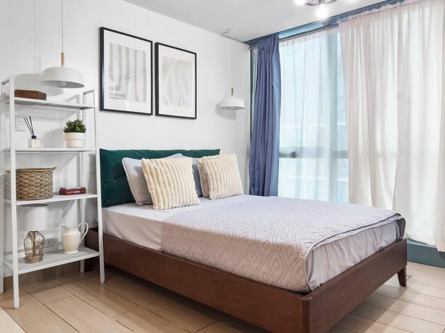 One Uptown Residences Bgc Taguig Esterno foto