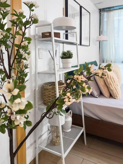 One Uptown Residences Bgc Taguig Esterno foto